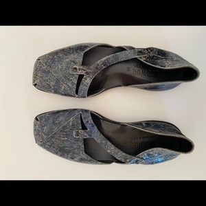 Cydwoq marbled leather flat gray black Mary Janes. Great condition. Size 6 or 36